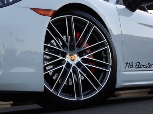 Used 2024 Porsche 718 Boxster S RWD image 52