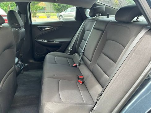 Used 2019 Chevrolet Malibu LT FWD image 10