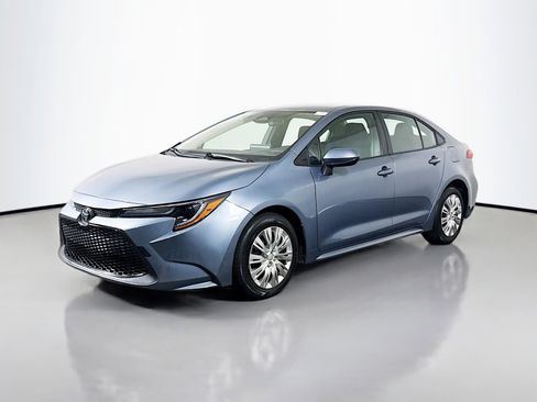 Used 2024 Toyota Corolla LE image 4