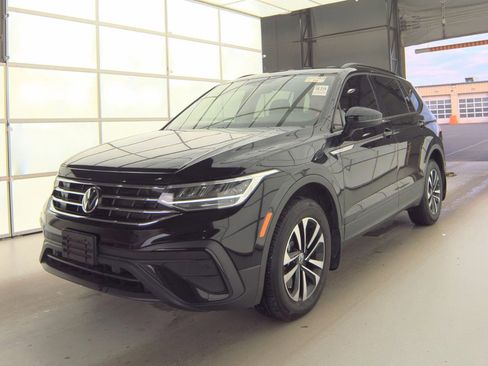 Used 2023 Volkswagen Tiguan S AWD/4WD image 1