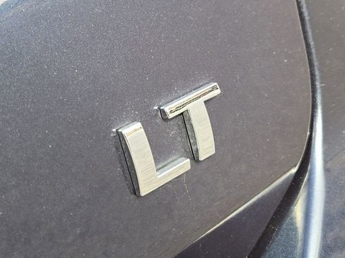 Used 2019 Chevrolet Equinox LT image 11