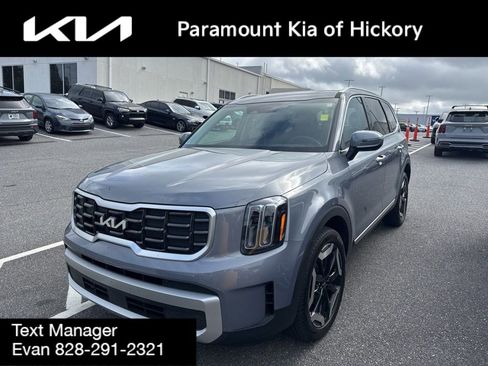 Used 2025 Kia Telluride S image 1