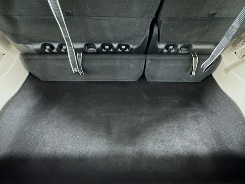 Used 2021 Chrysler Pacifica Touring-L image 54