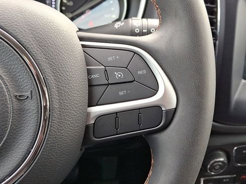 Certified 2021 Jeep Compass Latitude image 25