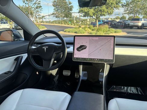 Used 2018 Tesla Model 3 Performance AWD/4WD image 19