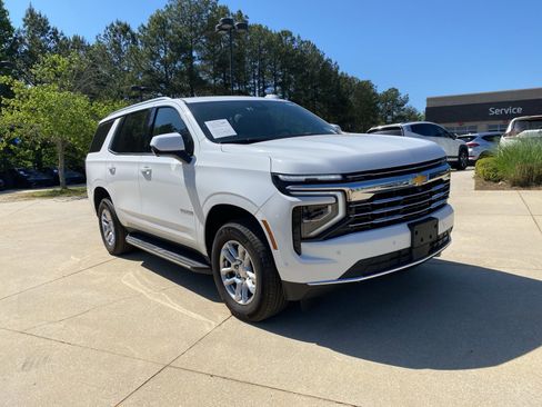 Used 2025 Chevrolet Tahoe LT image 8