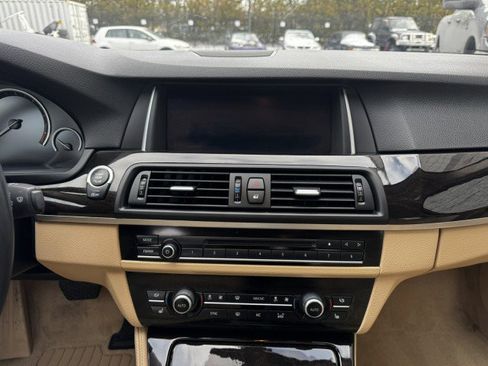 Used 2015 BMW 535i xDrive Sedan AWD/4WD image 38