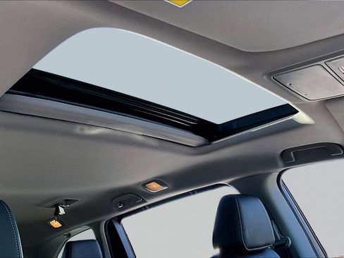 Used 2024 Honda Odyssey EX-L image 22