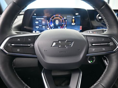 Used 2025 Chevrolet Traverse LT w/ Midnight/Sport Edition image 34