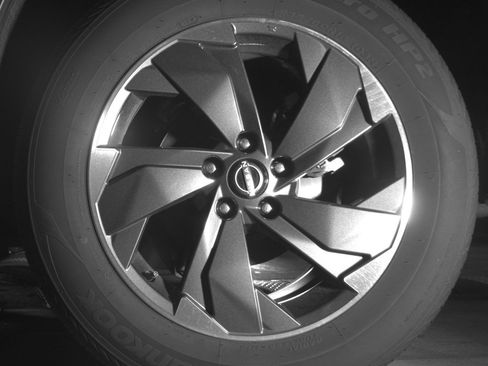 Used 2025 Nissan Rogue SV image 14