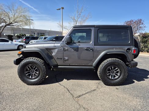 Certified 2026 Jeep Wrangler Willys image 4