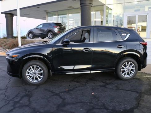 New 2025 MAZDA CX-5 AWD 2.5 S w/ Preferred Package image 2