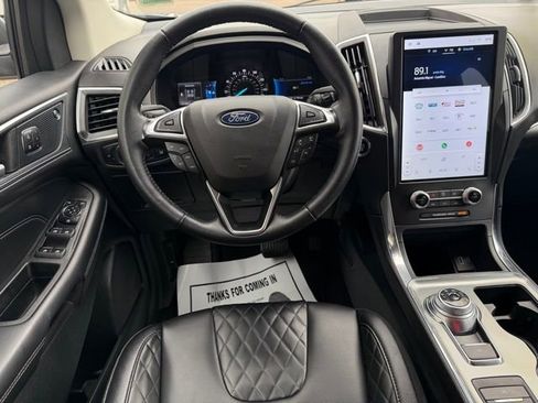 Used 2024 Ford Edge Titanium AWD/4WD image 46