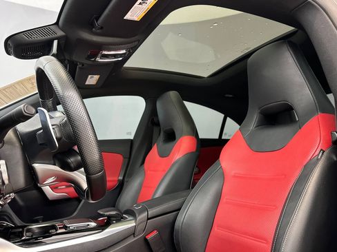 Used 2022 Mercedes-Benz CLA 35 AMG 4MATIC image 22