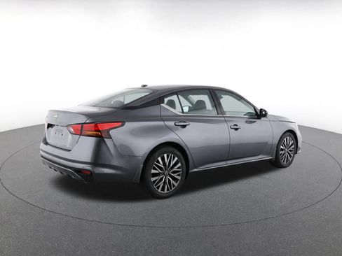 Used 2026 Nissan Altima 2.5 SV FWD image 7