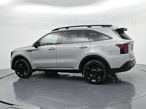 Certified 2025 Kia Sorento SX Prestige AWD/4WD image 5