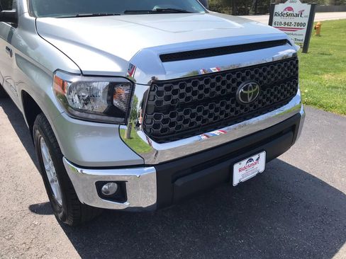 Used 2021 Toyota Tundra SR5 AWD/4WD image 60