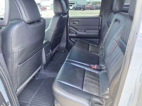 Used 2022 Nissan Frontier Pro-X w/ Pro-X Premium Package image 8