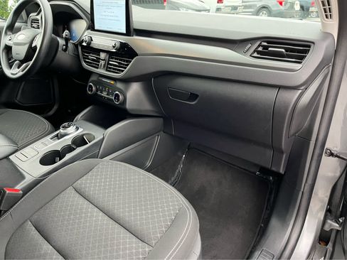 Used 2025 Ford Escape Active AWD/4WD image 31