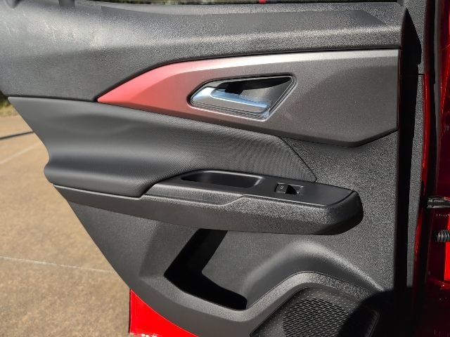 New 2026 Chevrolet Equinox EV RS FWD image 9