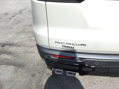 New 2026 GMC Acadia AT4 w/ Luxury Package image 11