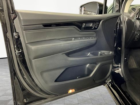 Used 2025 Honda Odyssey Elite image 20