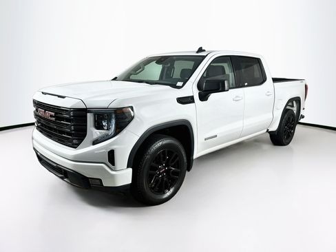 Used 2024 GMC Sierra 1500 Elevation AWD/4WD image 3