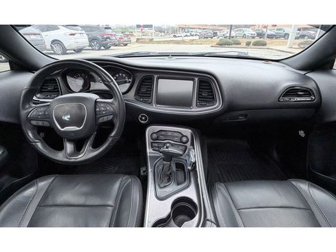 Used 2016 Dodge Challenger R/T Plus image 18