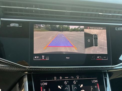 Used 2021 Audi SQ8 Prestige AWD/4WD image 6