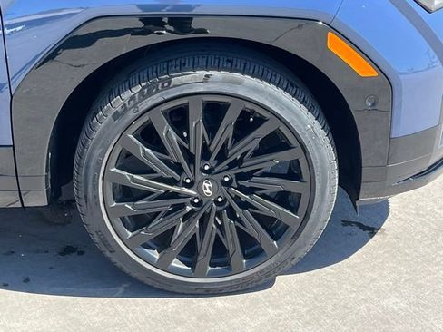 Used 2025 Hyundai Santa Fe Calligraphy image 7