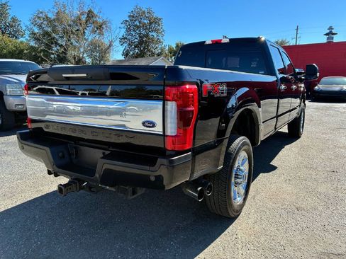 Used 2018 Ford F350 Platinum w/ Platinum Ultimate Package image 5