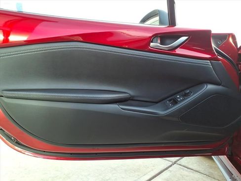 New 2025 MAZDA MX-5 Miata Club w/ Brembo/BBS Recaro Package image 10