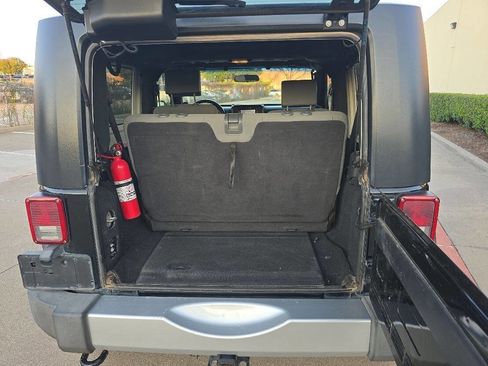 Used 2010 Jeep Wrangler Sahara w/ Trailer Tow Group image 11