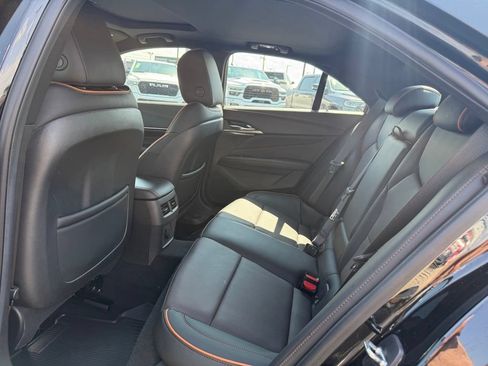 Used 2022 Cadillac CT4 Sport RWD image 13