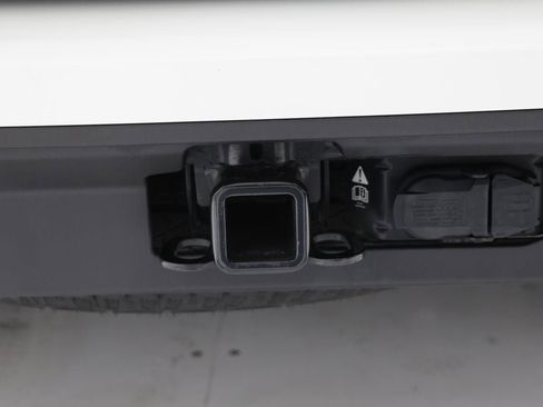 Used 2025 Ford Expedition Active image 11