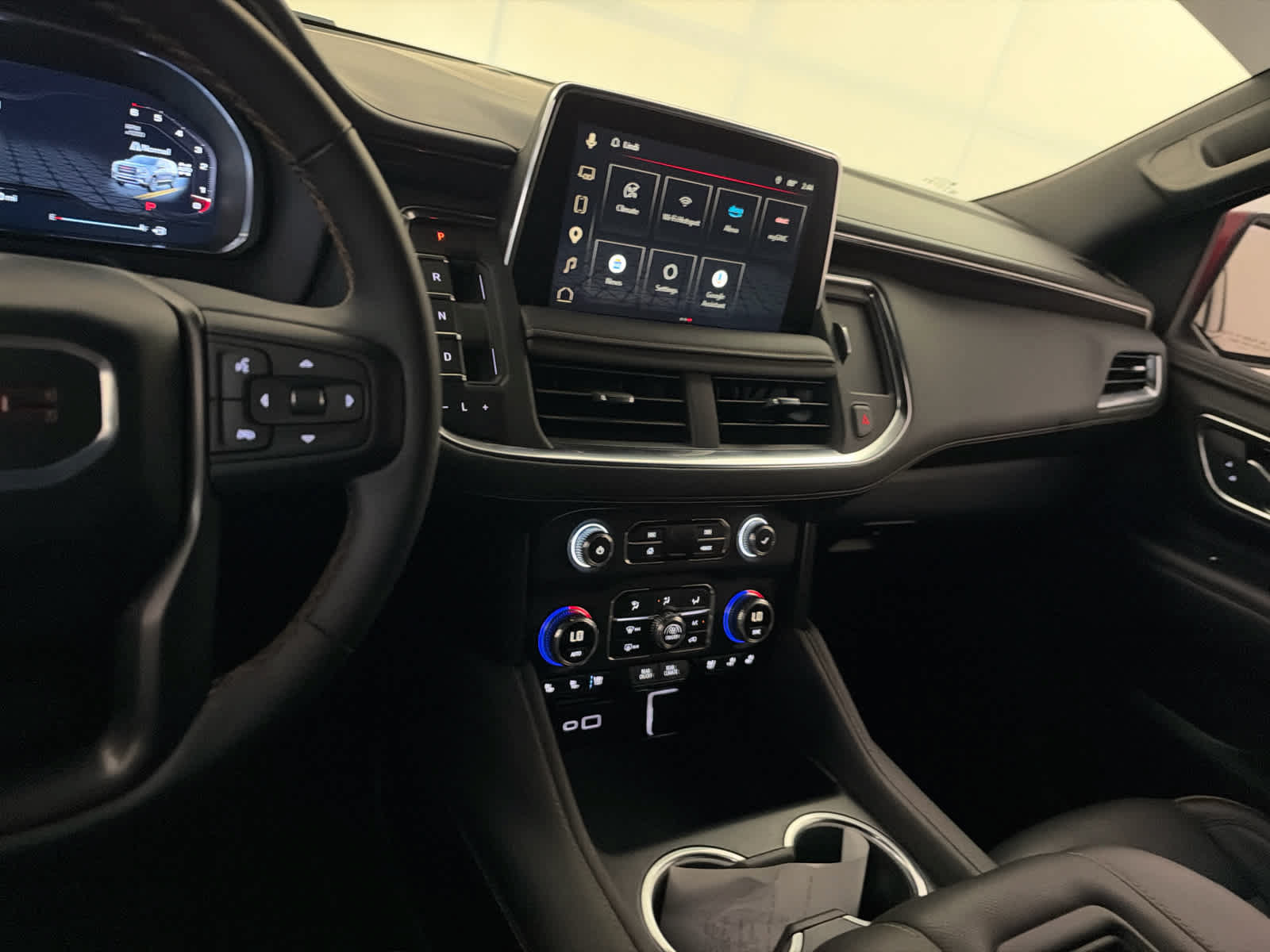Used 2024 GMC Yukon AT4 AWD/4WD image 19