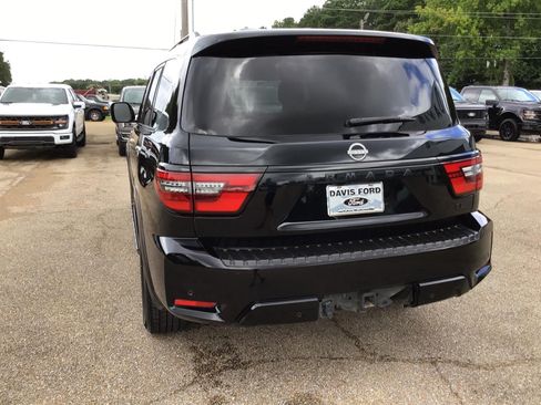 Used 2023 Nissan Armada SL w/ Midnight Edition Package RWD image 10