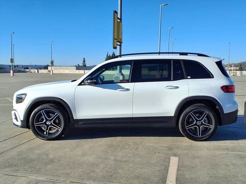 New 2026 Mercedes-Benz GLB 250 image 24