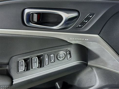 Used 2023 Acura Integra A-Spec image 23