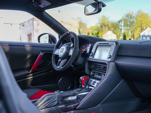 Used 2023 Nissan GT-R NISMO w/ Floor Mat Package AWD/4WD image 55