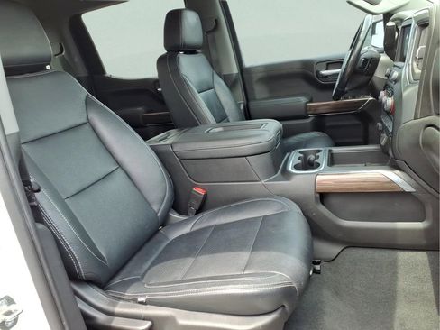 Used 2021 Chevrolet Silverado 1500 LT Trail Boss w/ Bed Protection Package AWD/4WD image 15