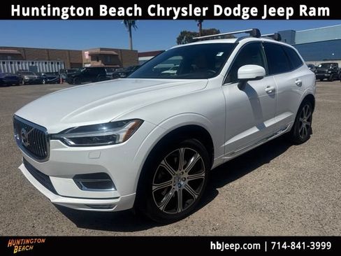 Used 2020 Volvo XC60 T6 Inscription w/ Protection Package Premier AWD/4WD image 1