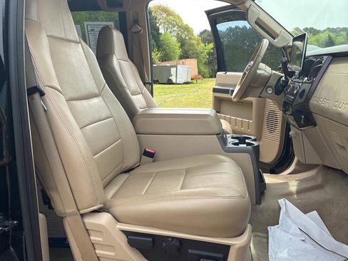 Used 2009 Ford F250 Lariat image 12
