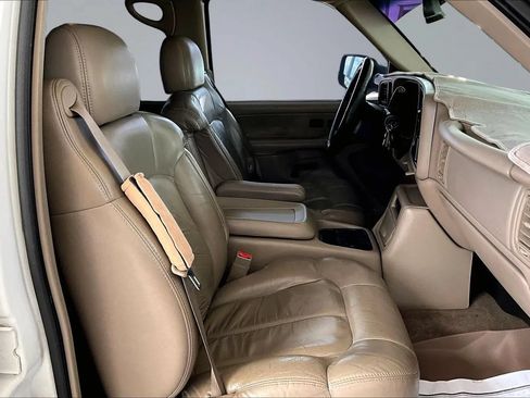 Used 2002 Chevrolet Silverado 3500 LT RWD image 23