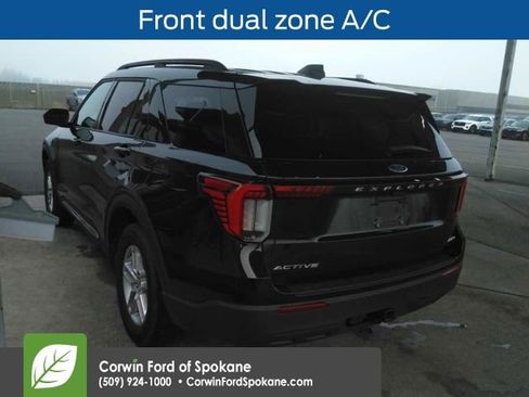 Used 2025 Ford Explorer Active image 9