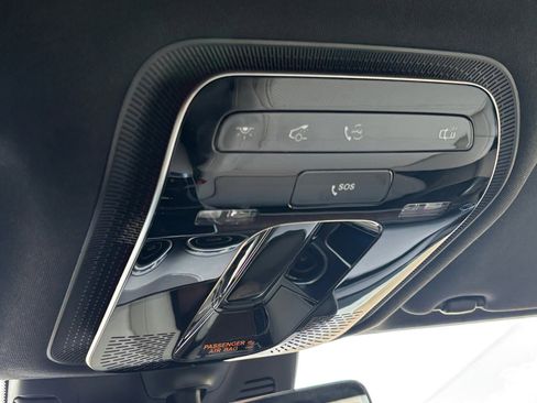 Used 2024 Mercedes-Benz GLC 300 image 7