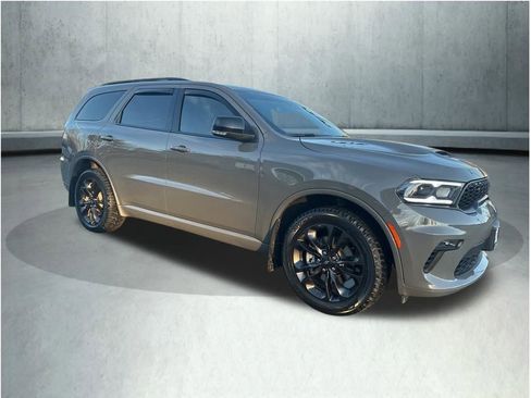 Used 2023 Dodge Durango GT image 9