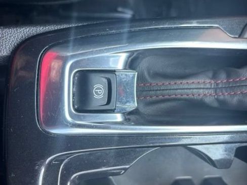 Used 2021 Chevrolet TrailBlazer RS w/ Sun and Liftgate Package FWD image 37