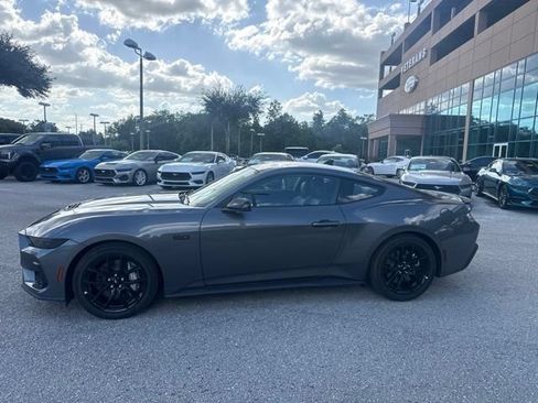 Used 2026 Ford Mustang GT Premium RWD image 2