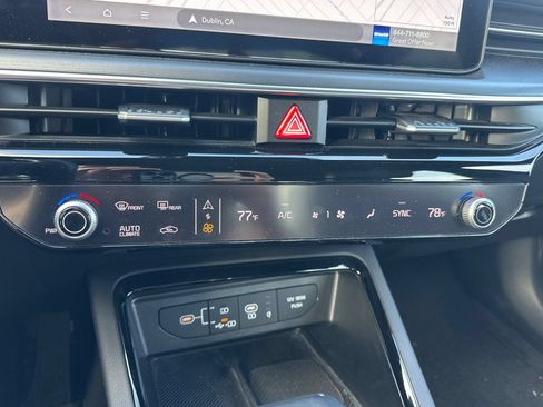 Certified 2025 Kia K5 GT-Line w/ GT-Line Premium Package AWD/4WD image 27